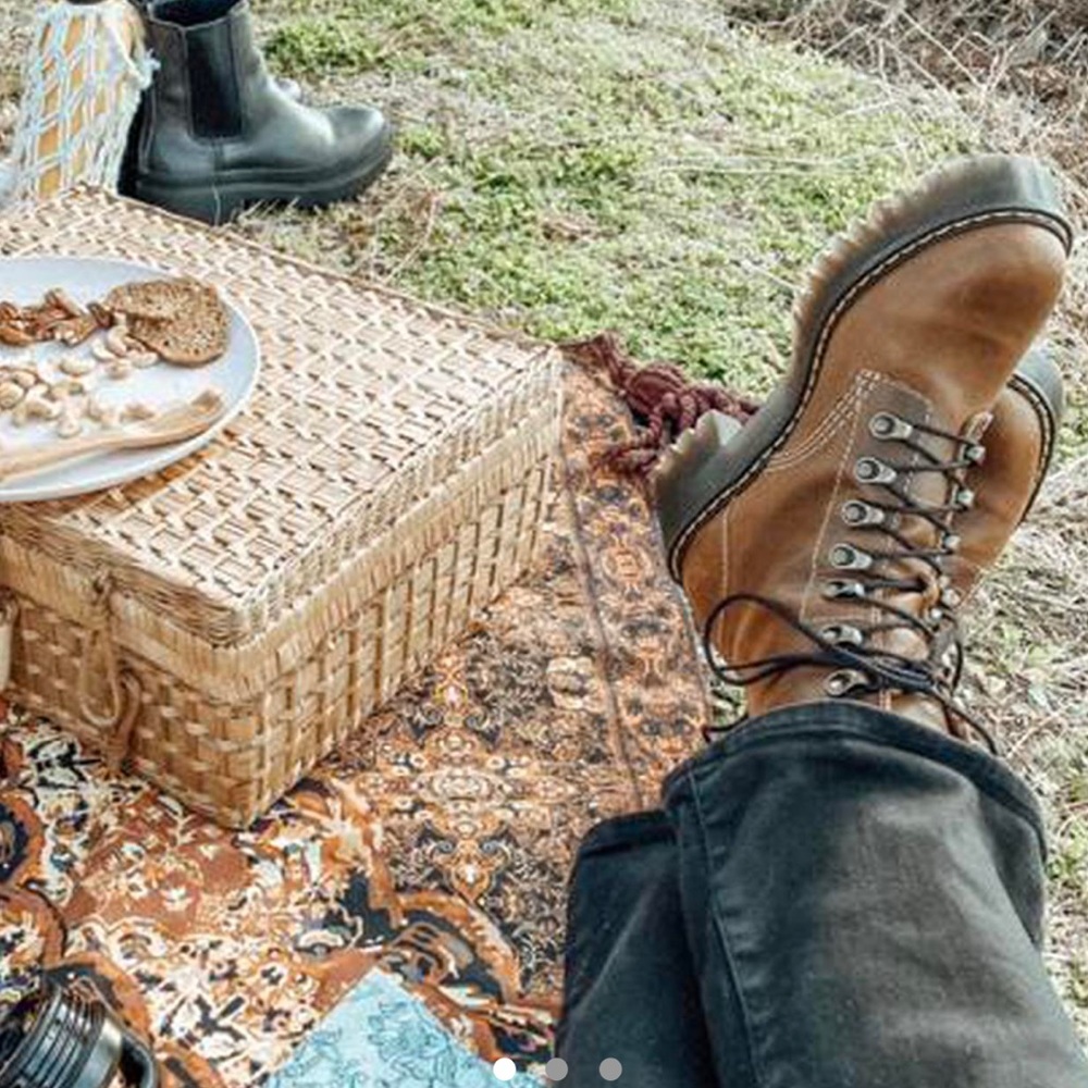Dr Marten Leona Boot
